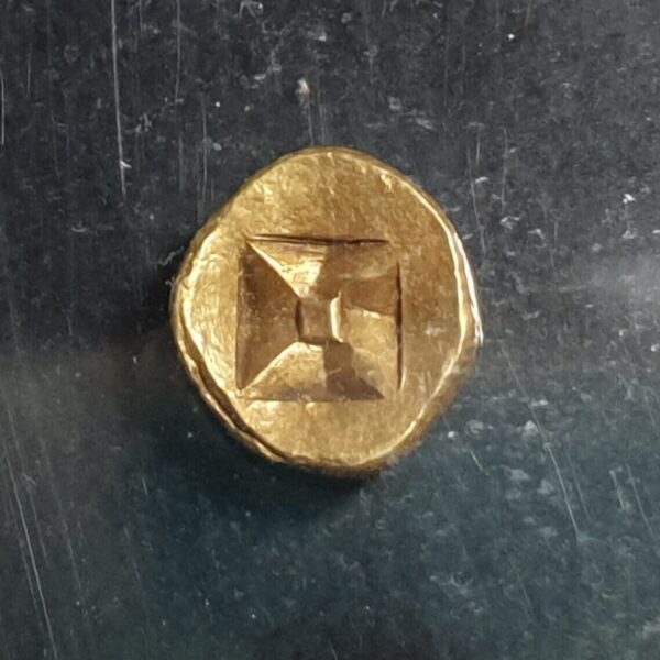 Sriwijaya Srivijaya Kingdom Indonesia 1/4 Gold Massa 0.62 gr ca 7th-13th C. UNC - Image 2
