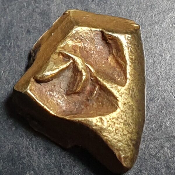 Syailendra Cailendra Kingdom Indonesia Gold Fragmen ca 7th-10th C - Image 2