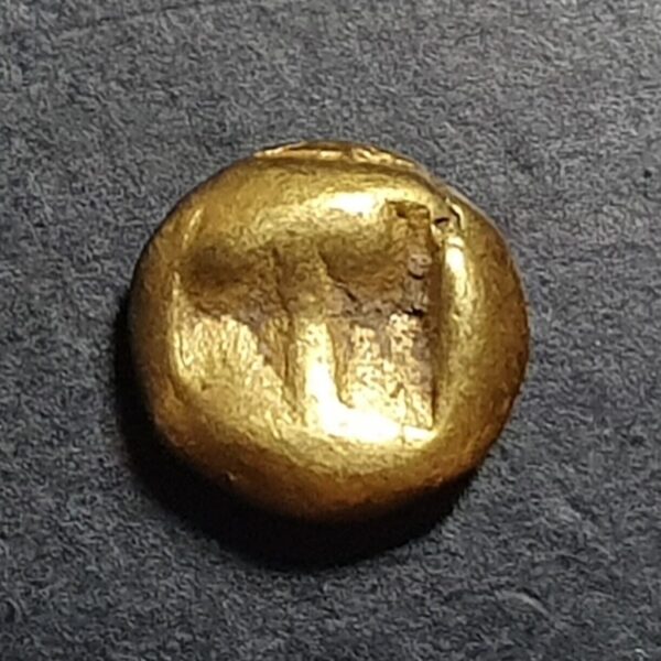 Shailendra Dynasty Indonesia 1/4 Gold Massa Kupang 0.66 gr ca 9th-12th C. Fine