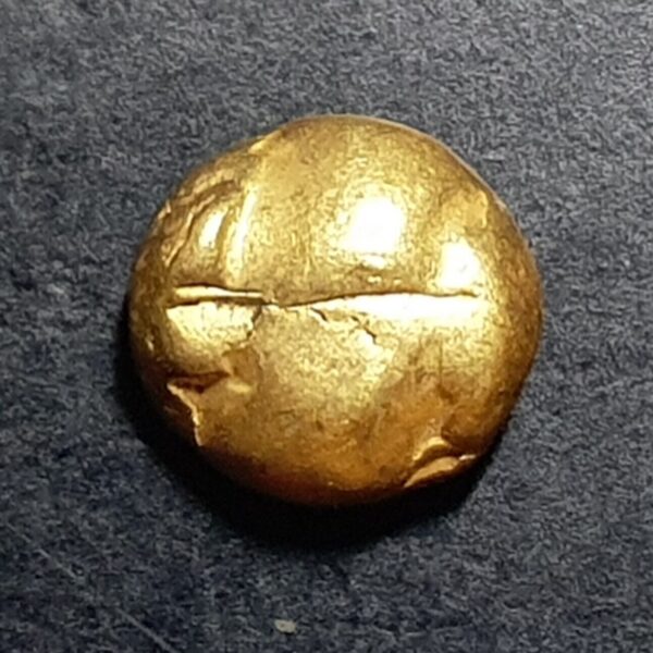 Shailendra Dynasty Indonesia 1/4 Gold Massa Kupang 0.66 gr ca 9th-12th C. Fine - Image 2