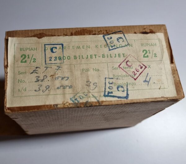 Lot 100 Pcs 1 Bundle Indonesia 2 1/2 2.5 Rupiah 1961 UNC Original Seal - Image 3