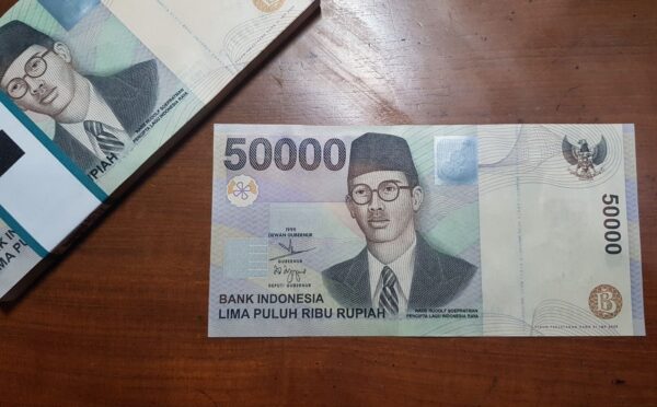 Indonesia 50,000 50000 Rupiah Violin Hologram 1999 UNC - Image 3