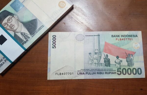 Indonesia 50,000 50000 Rupiah Violin Hologram 1999 UNC - Image 4