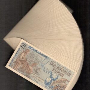 Lot 100 Pcs 1 Bundle Indonesia 2 1/2 2.5 Rupiah P-79 1961 UNC