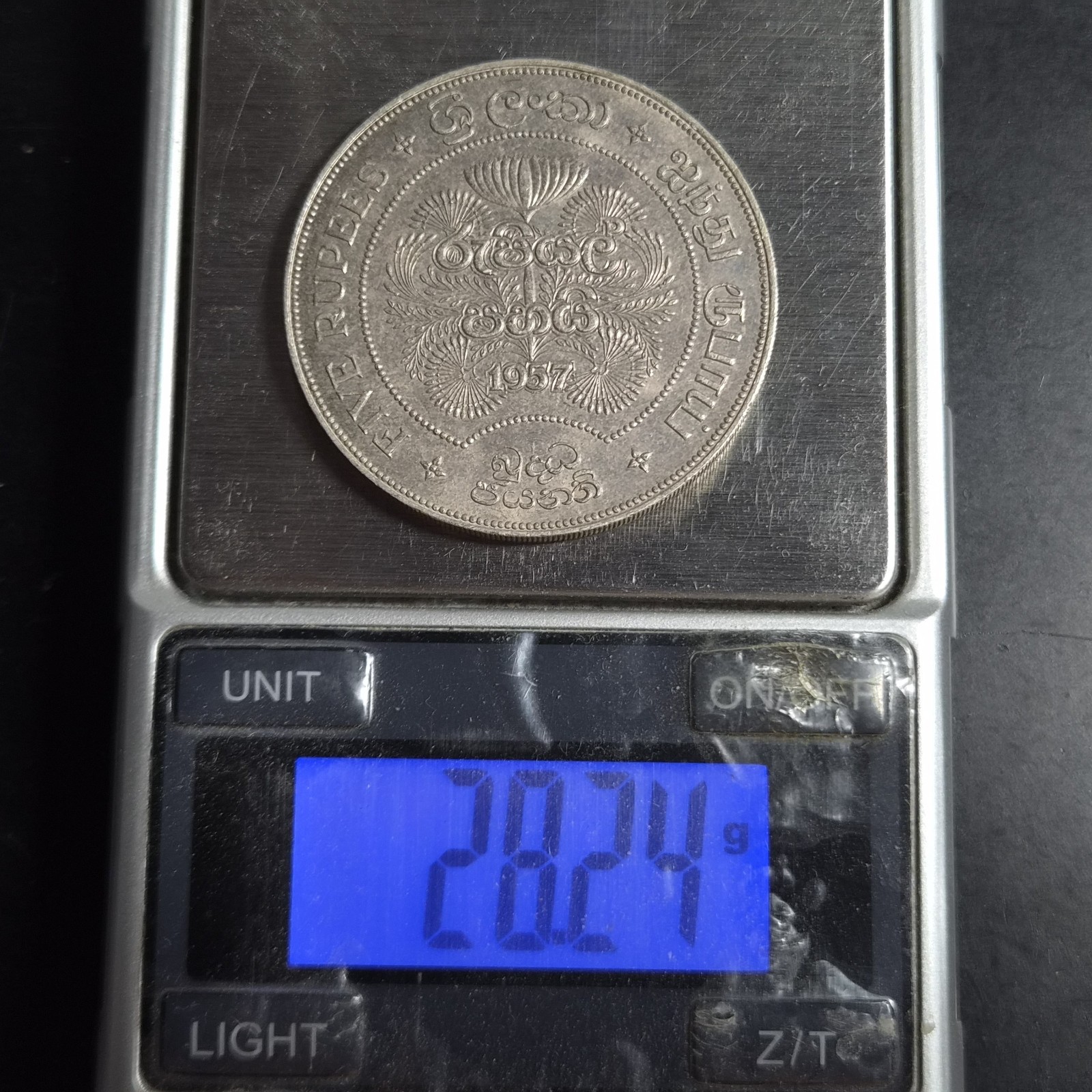 Sri Lanka Ceylon 5 Rupees Commemorative 2500 Years of Buddhism Silver 1957 aUNC - Image 6