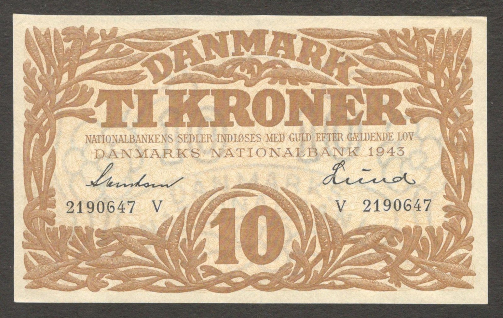Denmark 10 Kroner Series V Svendsen & Lund P-31p 1943 UNC
