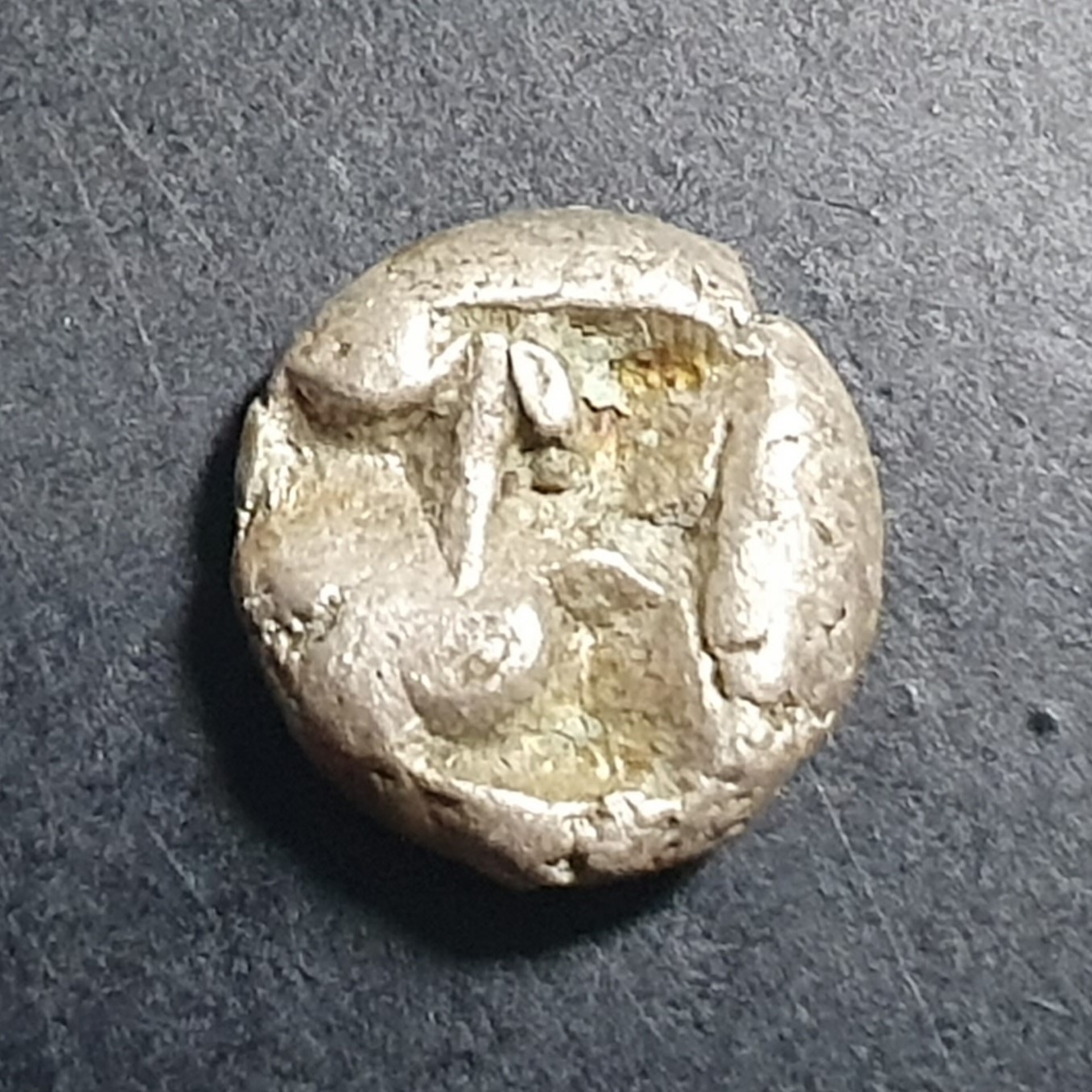 Sailendra Kingdom Indonesia 1/2 Massa Piloncitos Silver 850-1150 AD